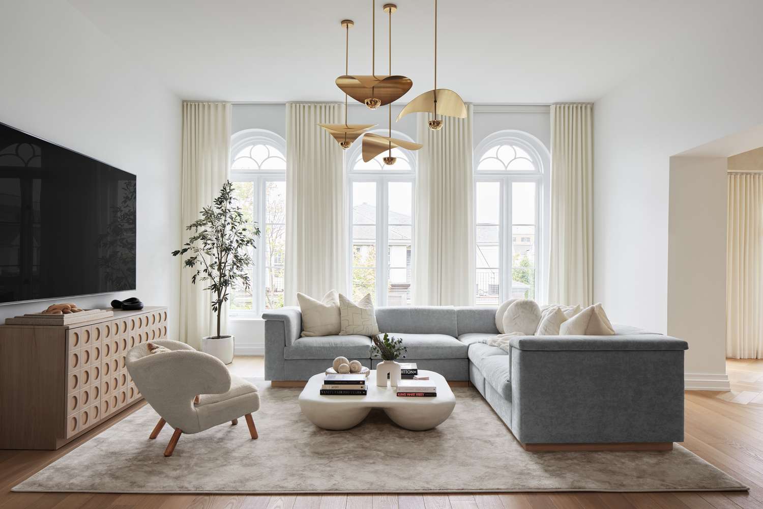 35 Modern Living Room Ideas for a Contemporary Yet Timeless Feel