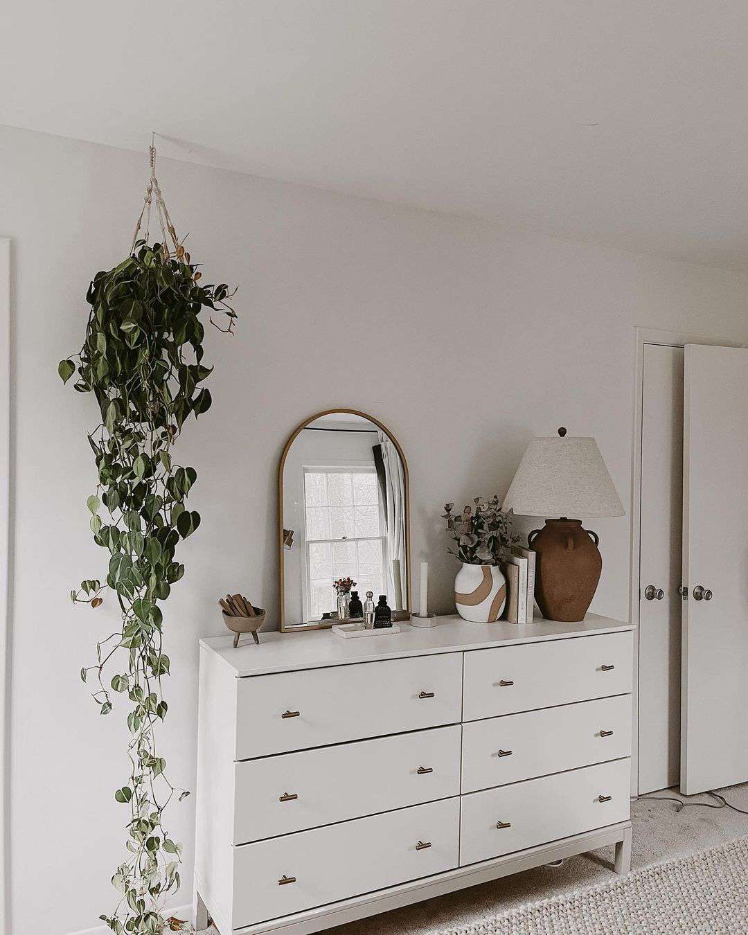 36 Dresser Decor Ideas to Keep Your Space Stylish and Tidy