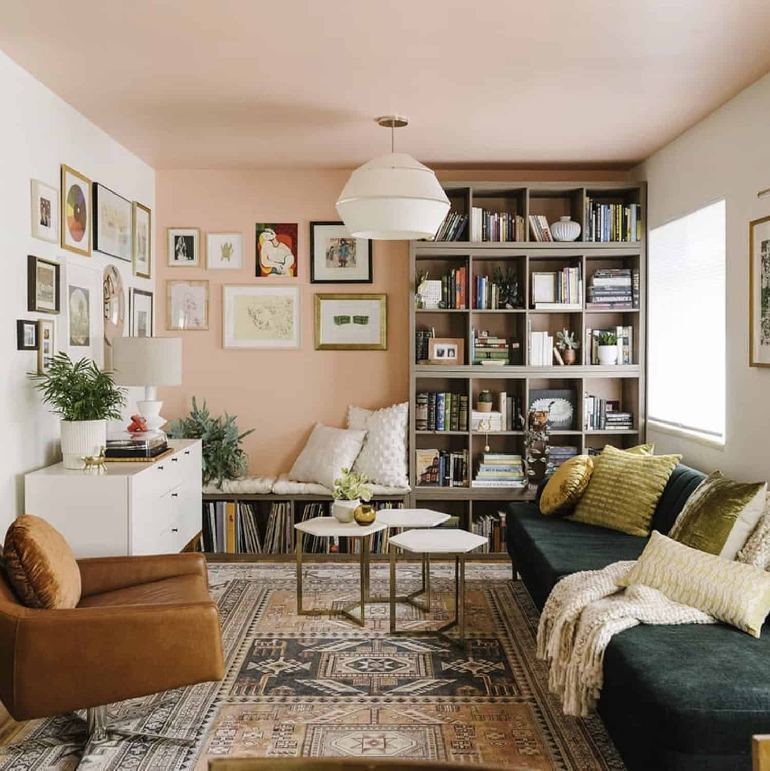 40 Small Yet Super Cozy Living Room Designs