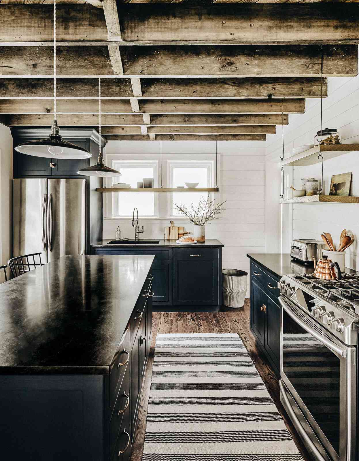 67 Farmhouse Kitchen Ideas Full of Charm and Warmth