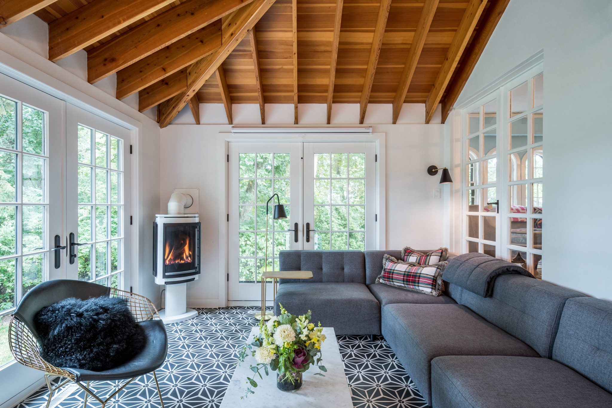 75 Traditional Sunroom Ideas You'll Love - April, 2026 | Houzz