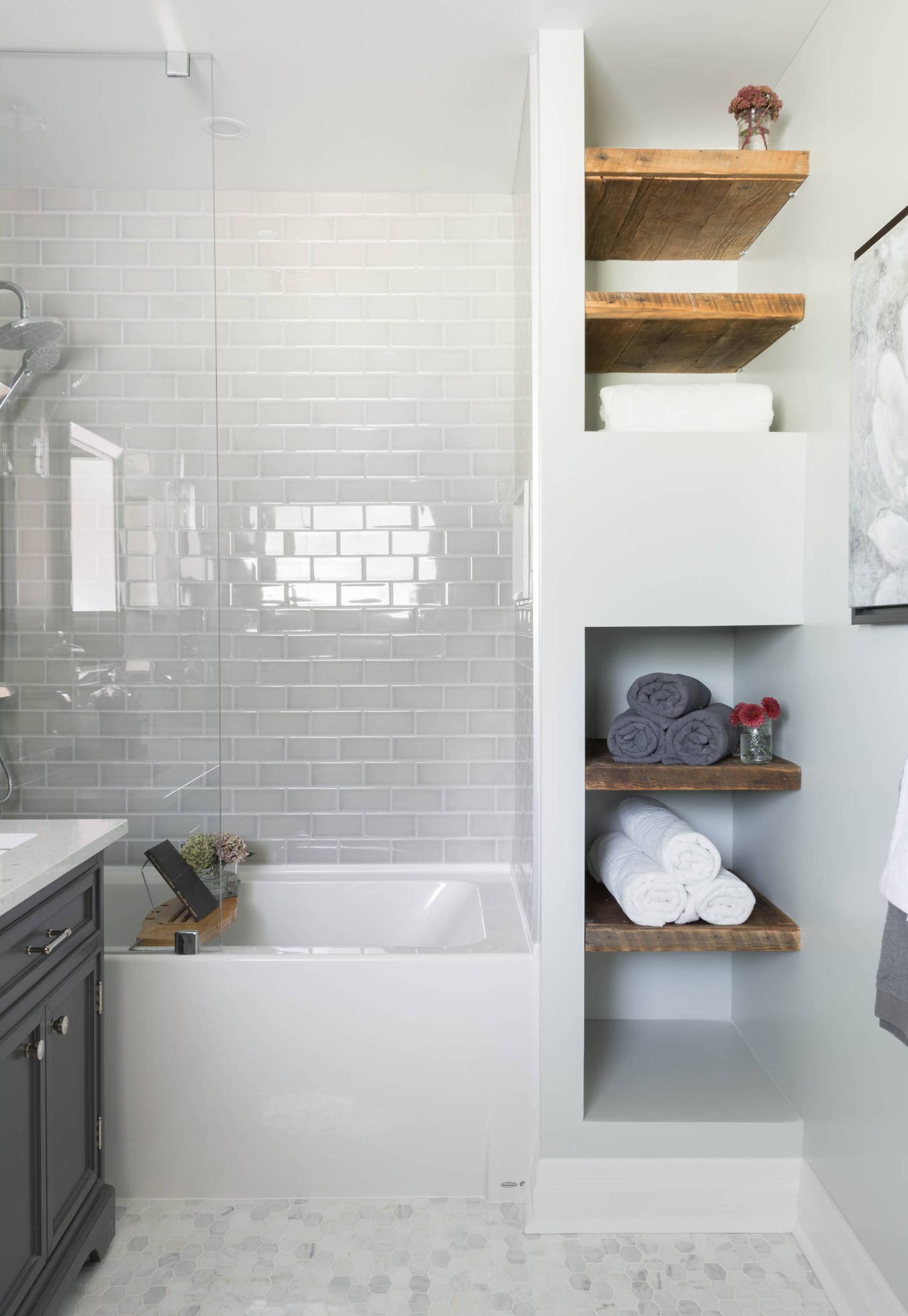 75 Tub/Shower Combo Ideas You'll Love - May, 2026 | Houzz