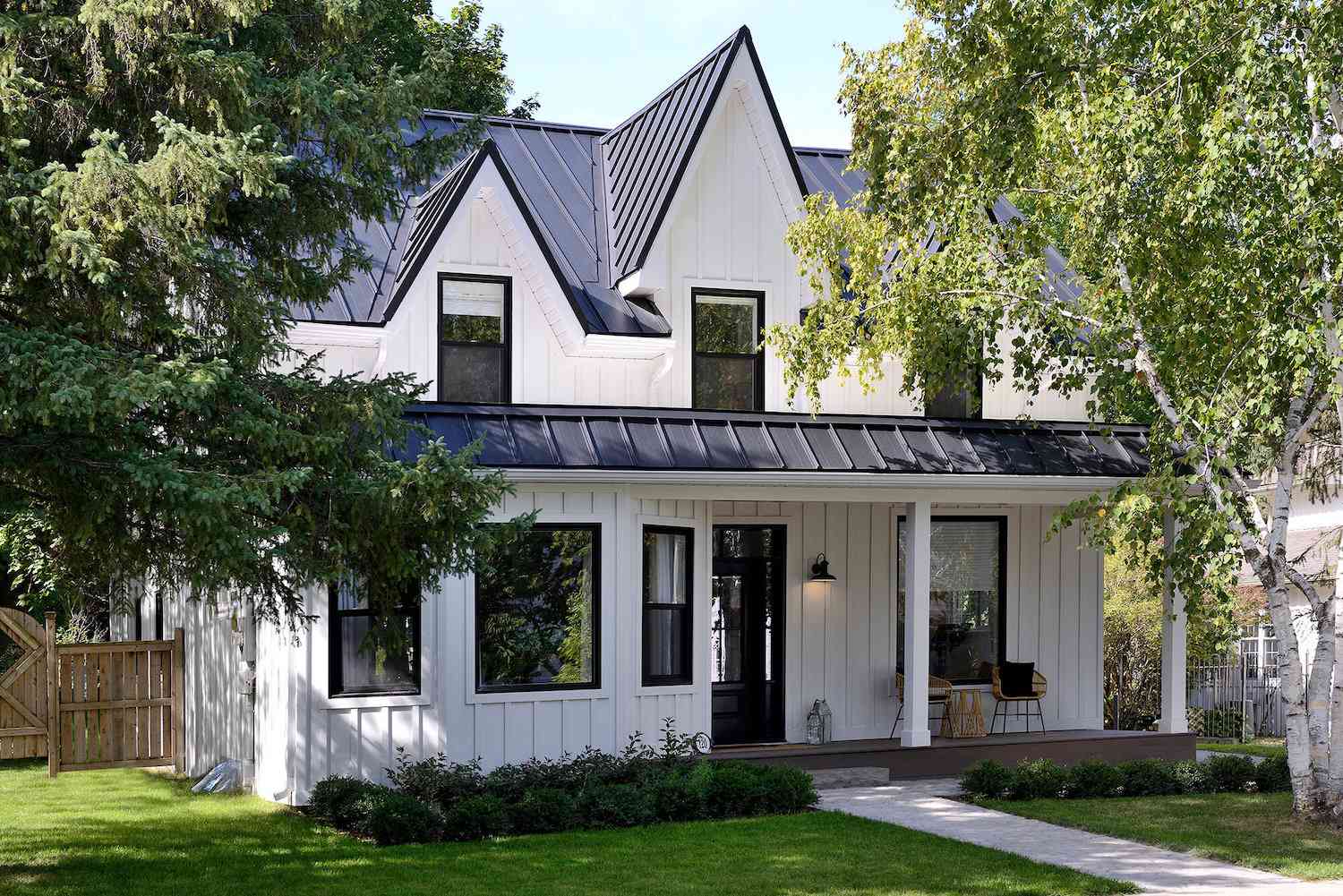 82 Beautiful Front Yard Landscaping Ideas You Should Try This Year