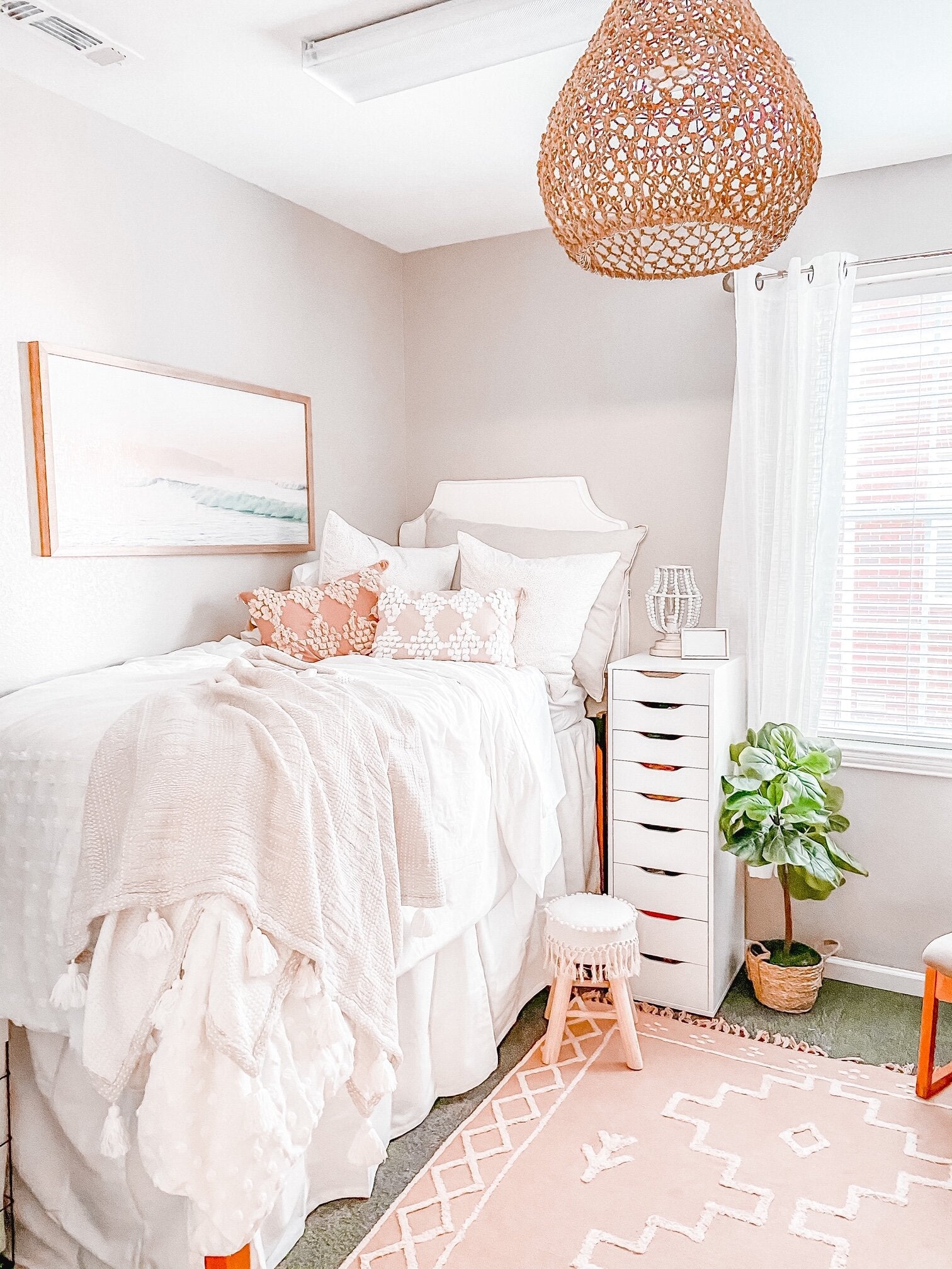 Create a Boho Chic Dorm Room – Jenny Reimold