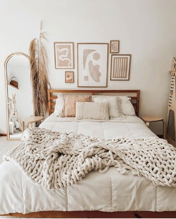 Create a Cozy Boho Bedroom (20 Easy Steps) - Chaylor & Mads
