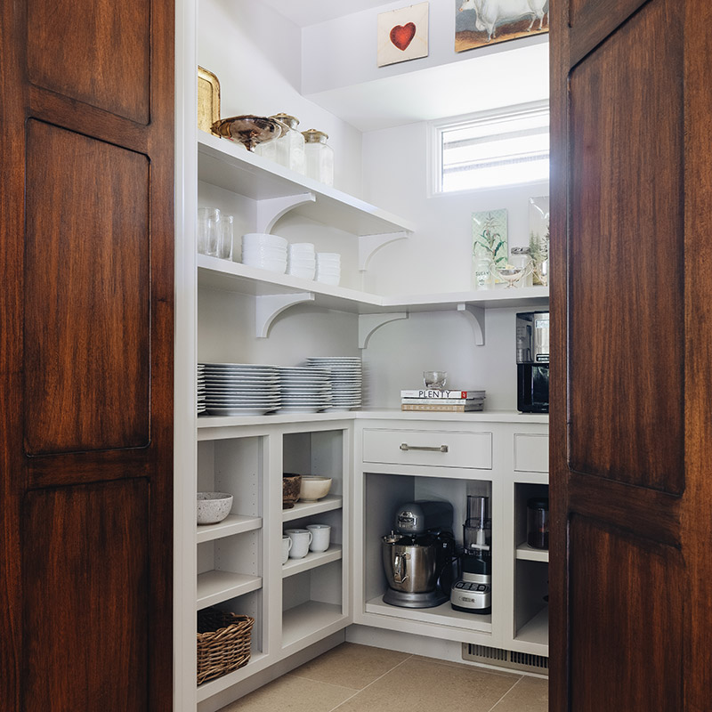 Custom Pantry Cabinets for Organization - QCCI
