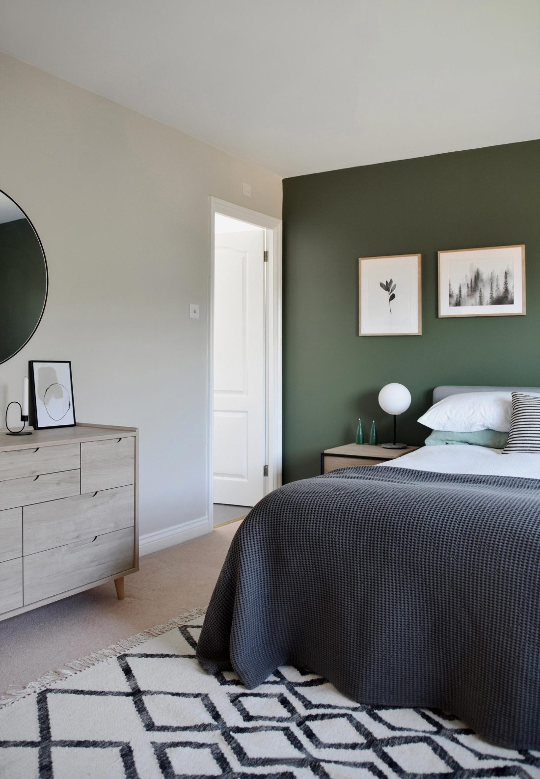 Design project | A restful green bedroom |