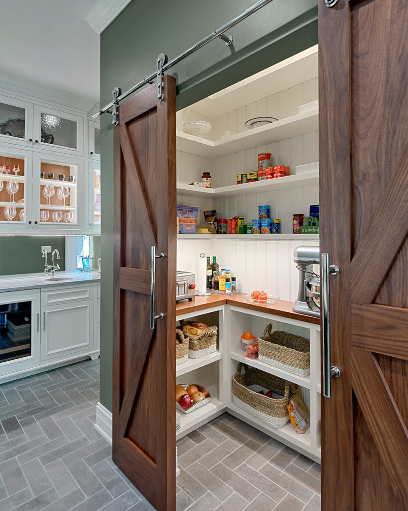 Elegant Walk-In Pantries - Benvenuti and Stein