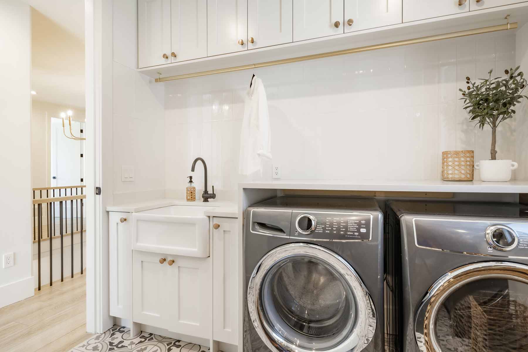 Fresh and Fabulous Laundry Room Ideas (2026)