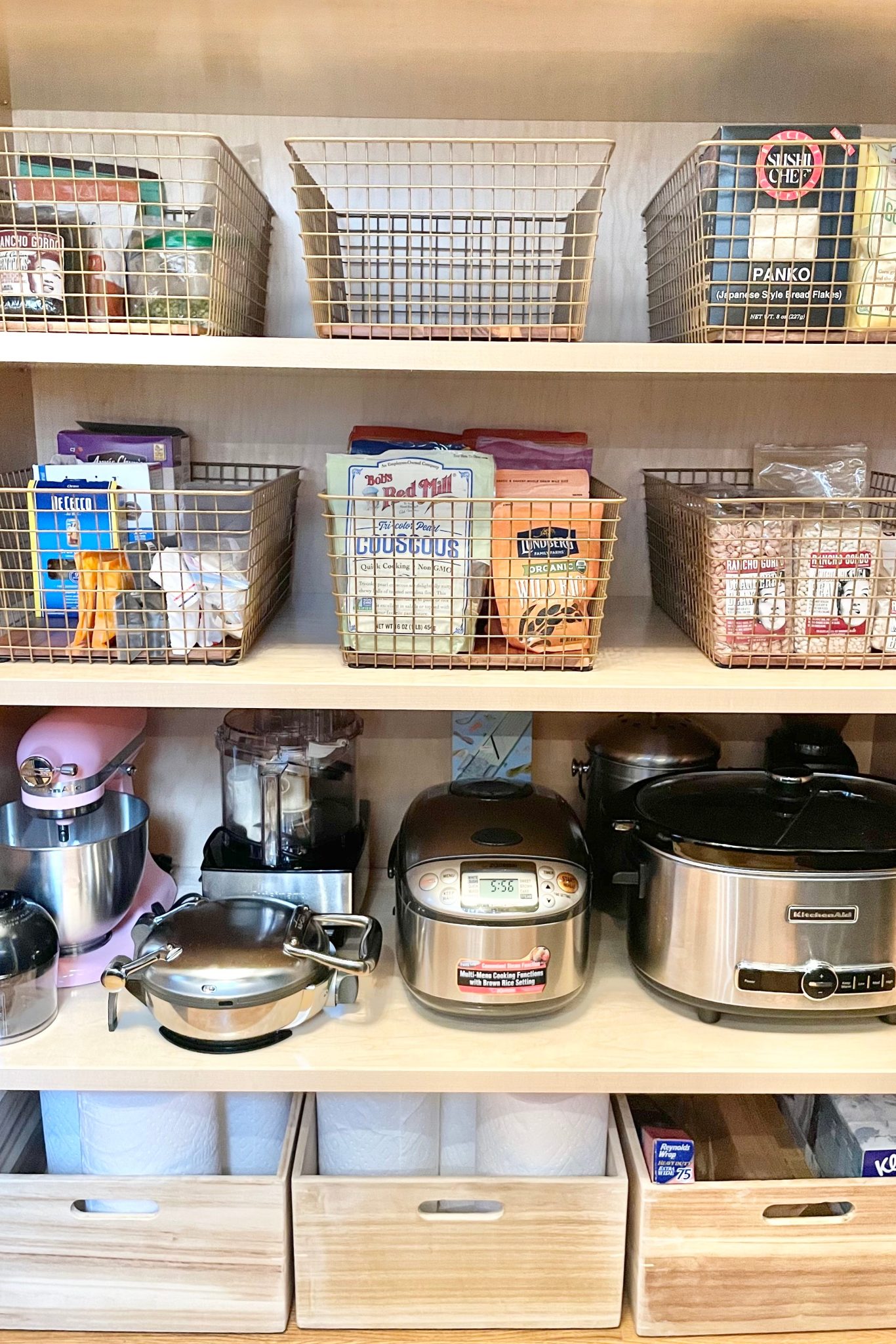 Genius Pantry Clutter Proof Ideas to Organized Your Space