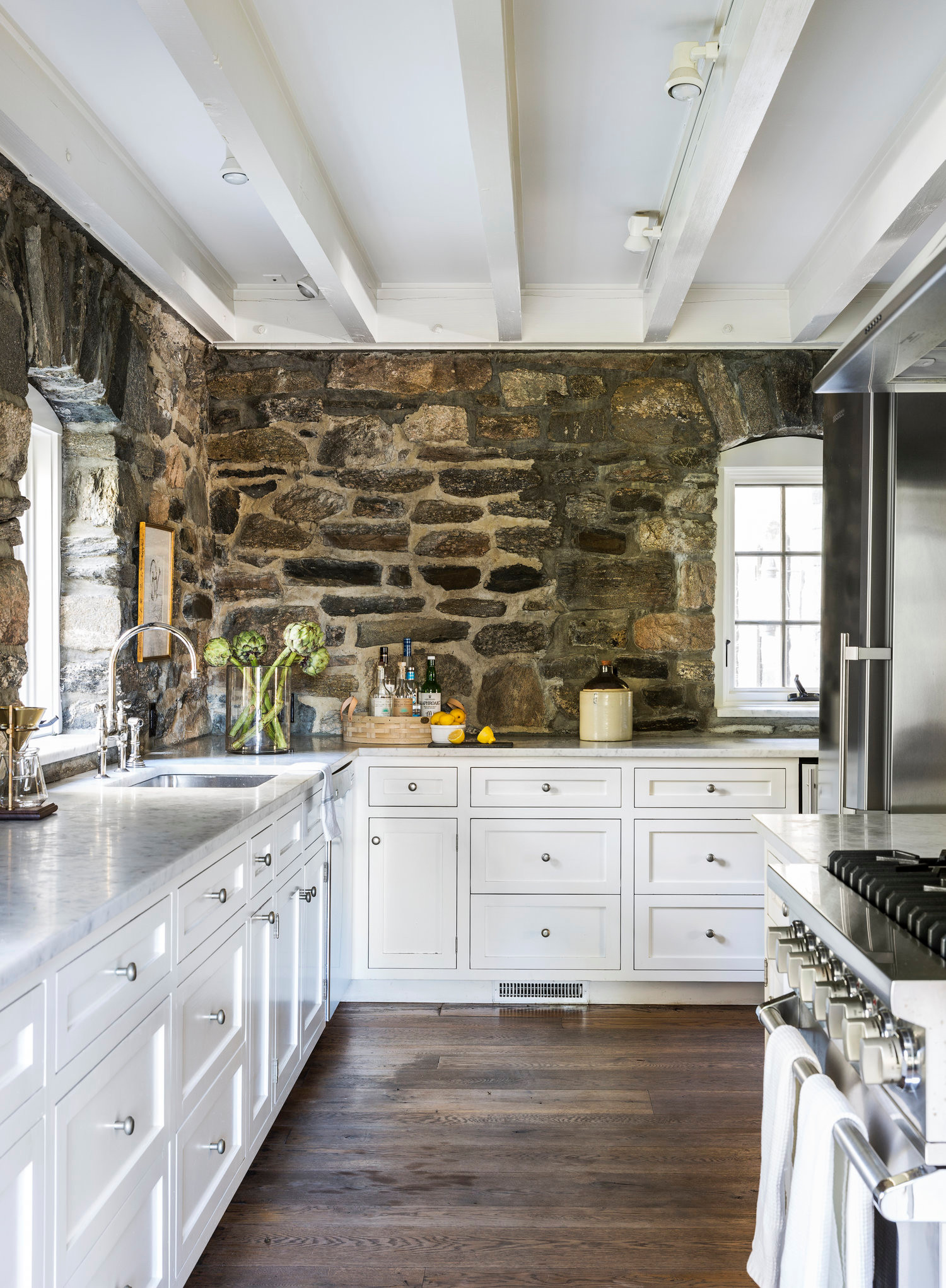 How to Rock a Rough Stone Kitchen Backsplash or Accent Wall