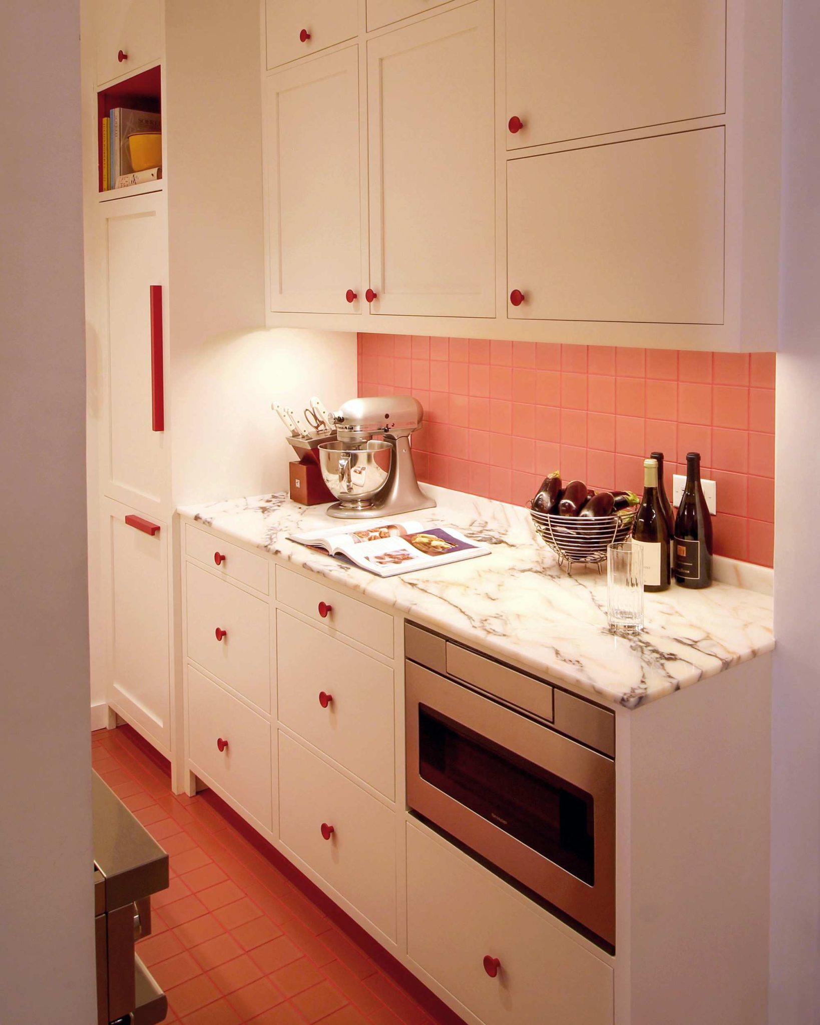 Luciano Schiavone Gave a Tiny Kitchen a Storage-Filled Update | Apartment Therapy