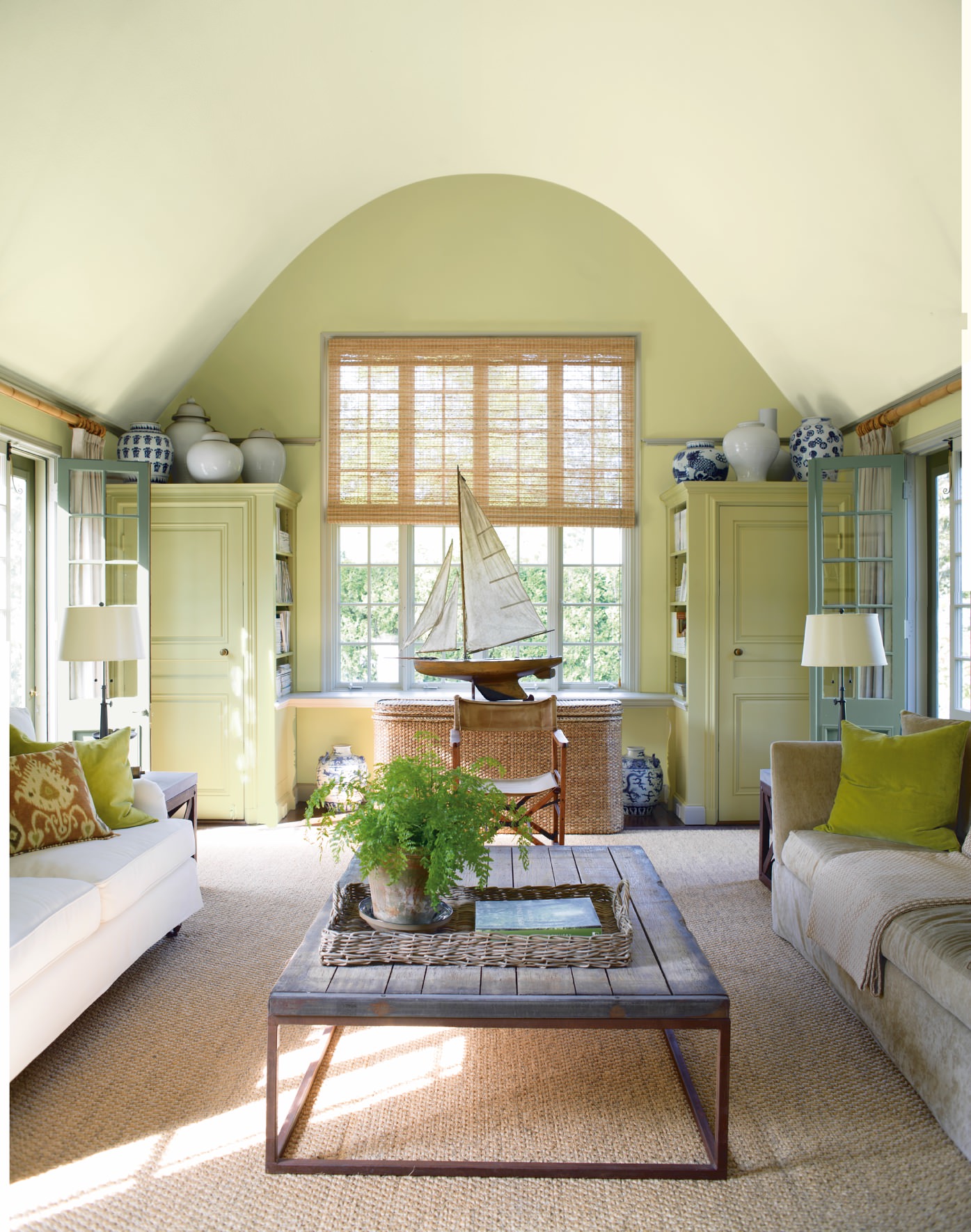 Olive Green Accent Wall - Photos & Ideas | Houzz