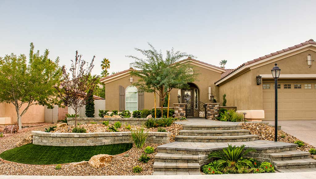 Rock Front Yard: NEW Landscaping Ideas