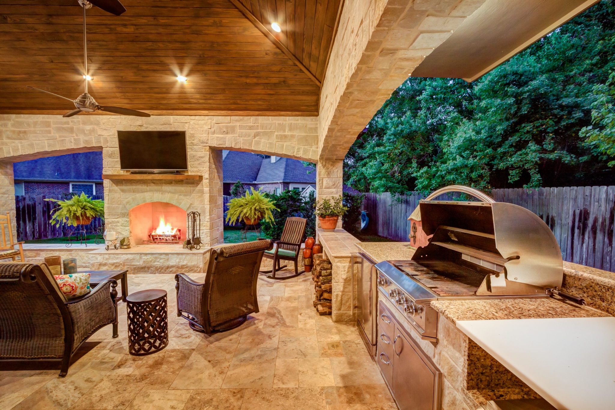 Rustic Covered Outdoor Dining Area Covered Outdoor Dining Porch LUXE Interiors Design