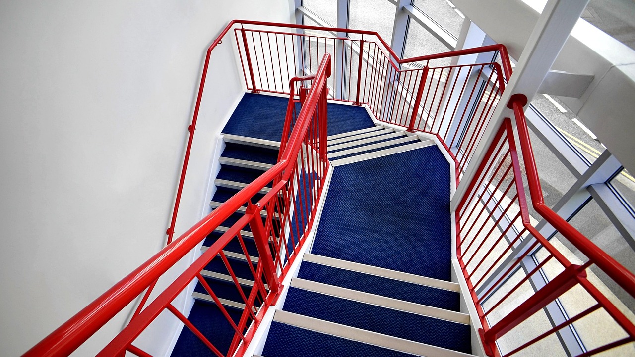 stairs, stairwell, stairway, staircase, construction, modern, design, architecture, interior, step, building, light, wall, white, metal, steel, railing, floor, handrail, stylish, indoor, space, entran