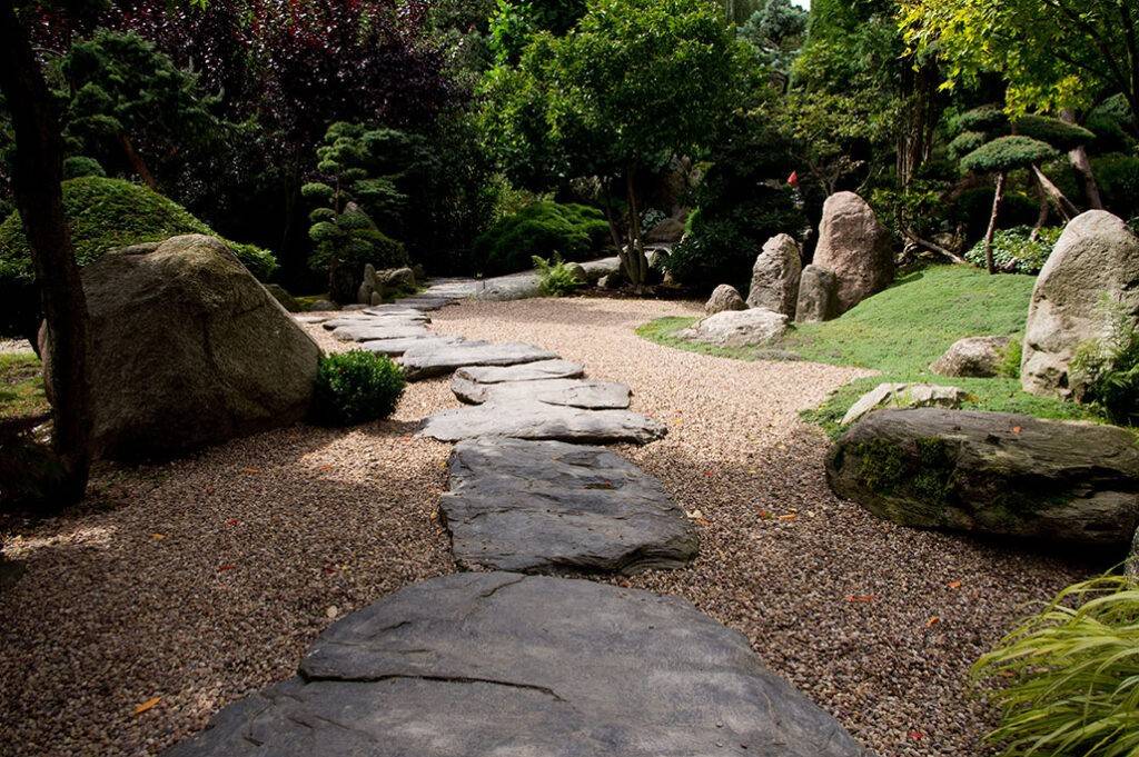 Transform Your Yard with Large Stones for Landscaping | Epic Stoneworks