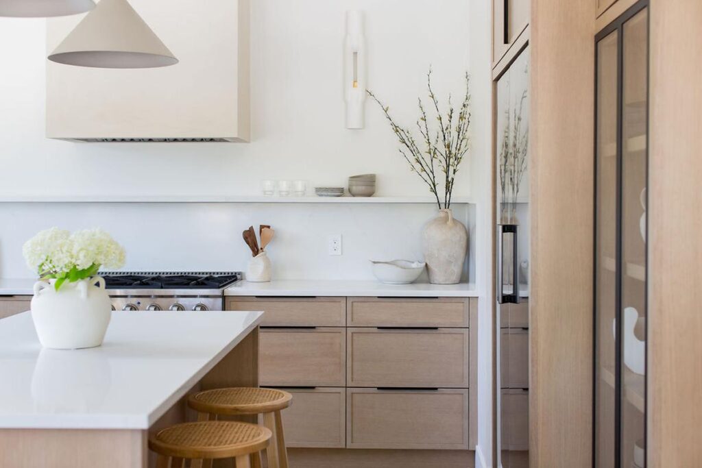 Your Guide to Beautiful Organic Modern Kitchen Cabinets