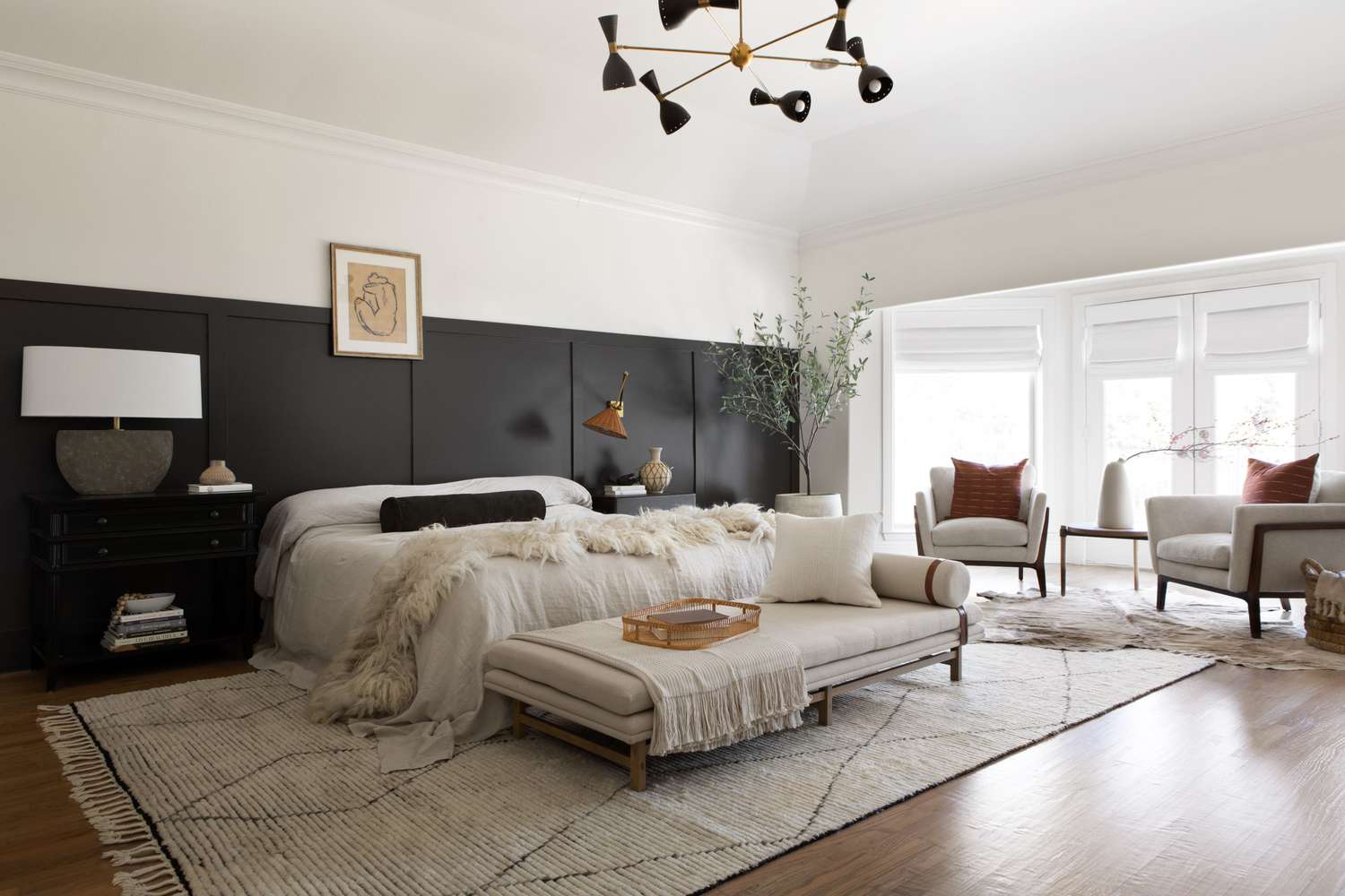 25 Bedrooms With Black Accent Walls