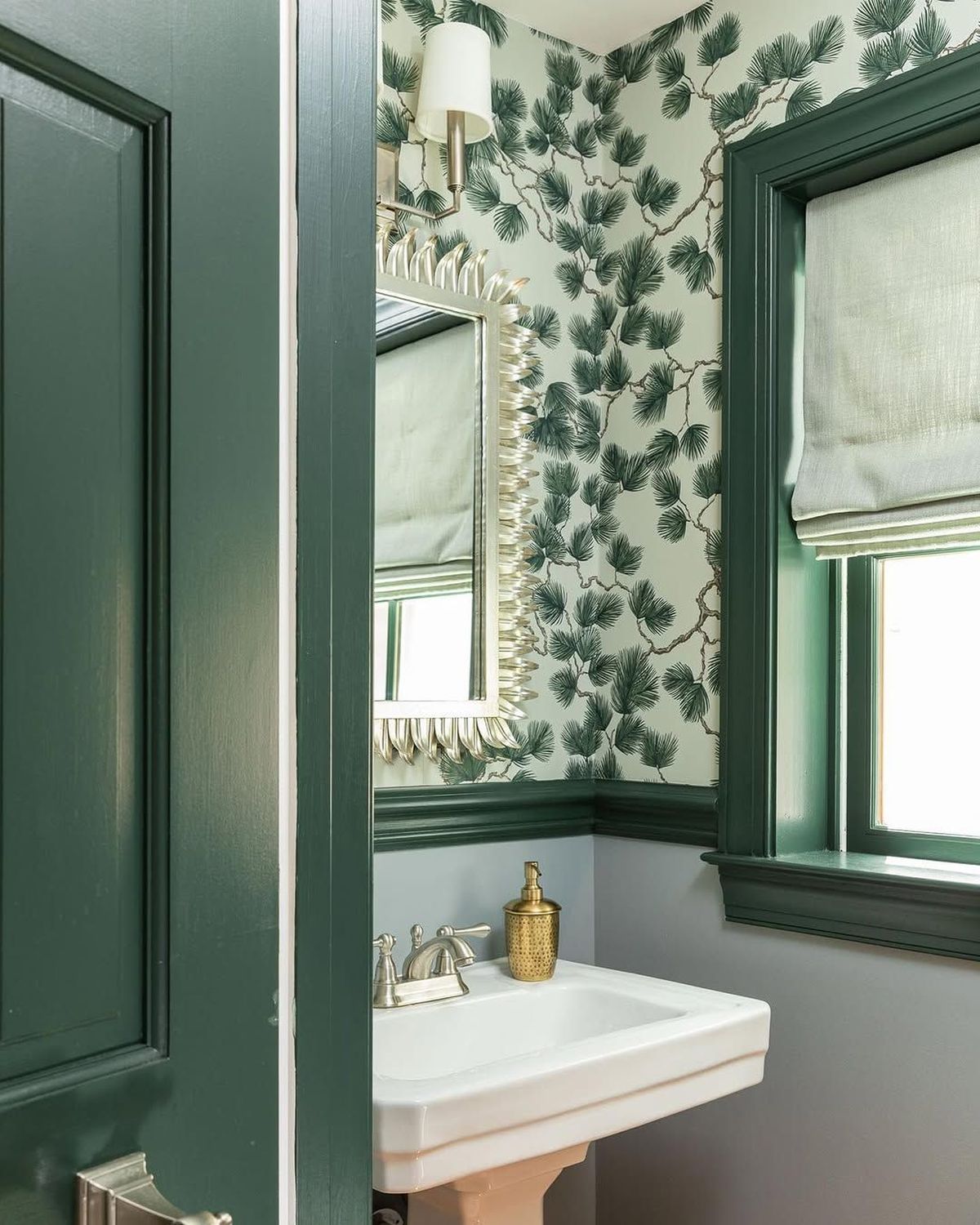 30 Powder Room Wallpaper Ideas for 2026 That Replace Plain Walls With Something You Actually Notice