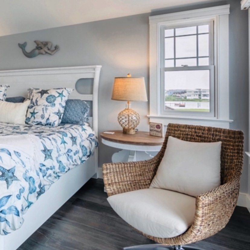 35 Fun Beach-Themed Bedrooms to Freshen Up Your Decor