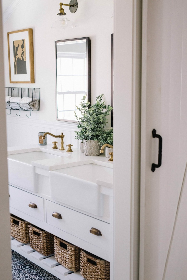 36 Farmhouse Bathroom Ideas Guaranteed To Brighten Your Day