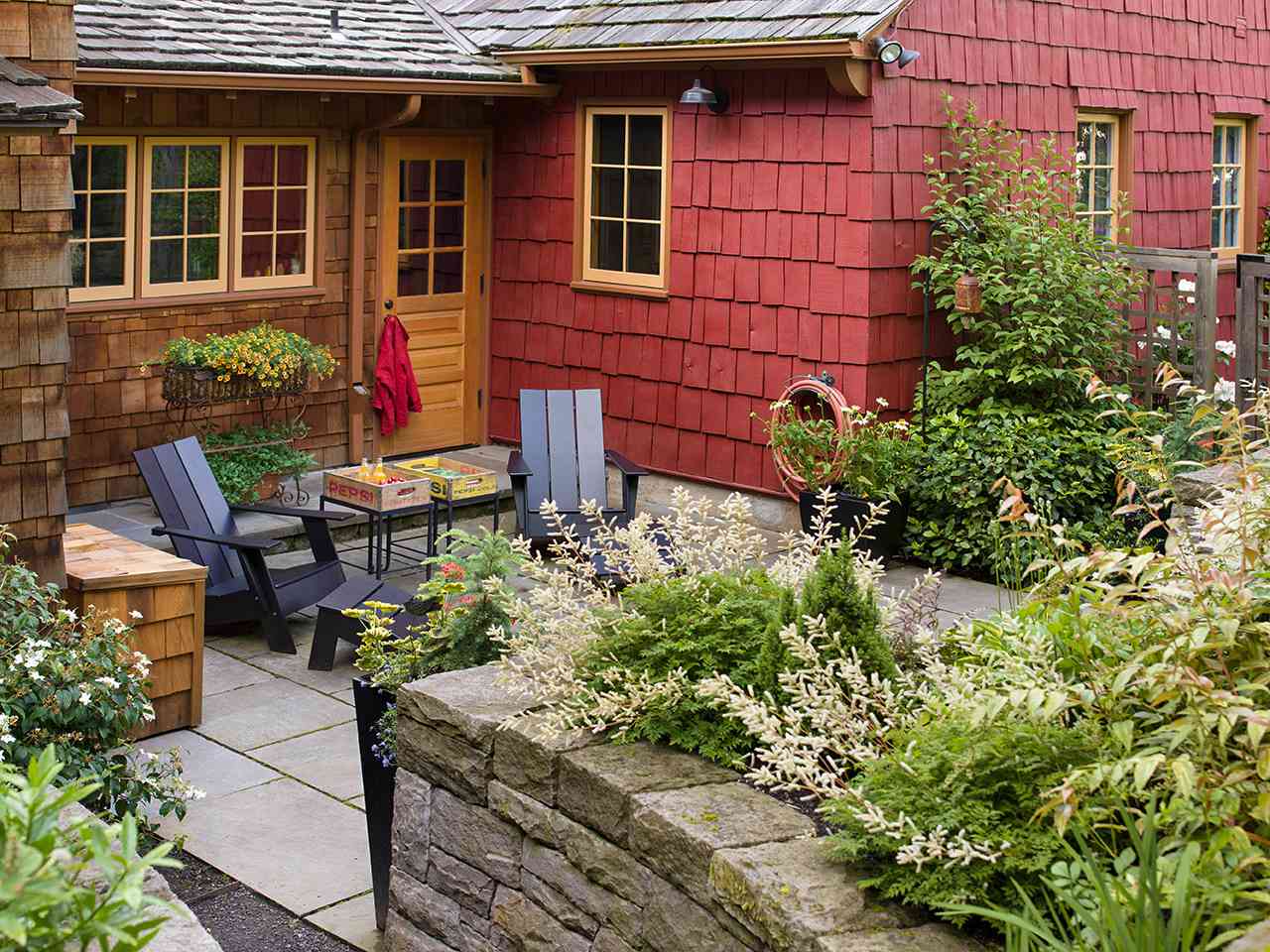 40 Cheap Backyard Ideas for Outdoor Spaces Large and Small