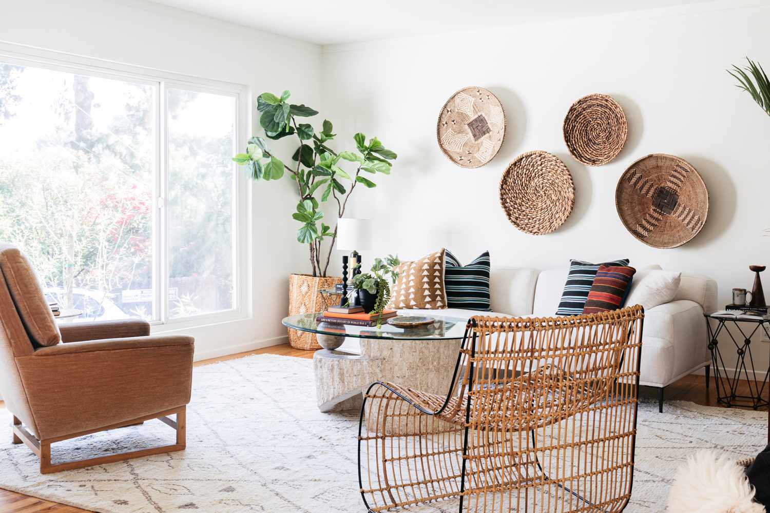 46 Small Living Room Ideas to Maximize Space and Style
