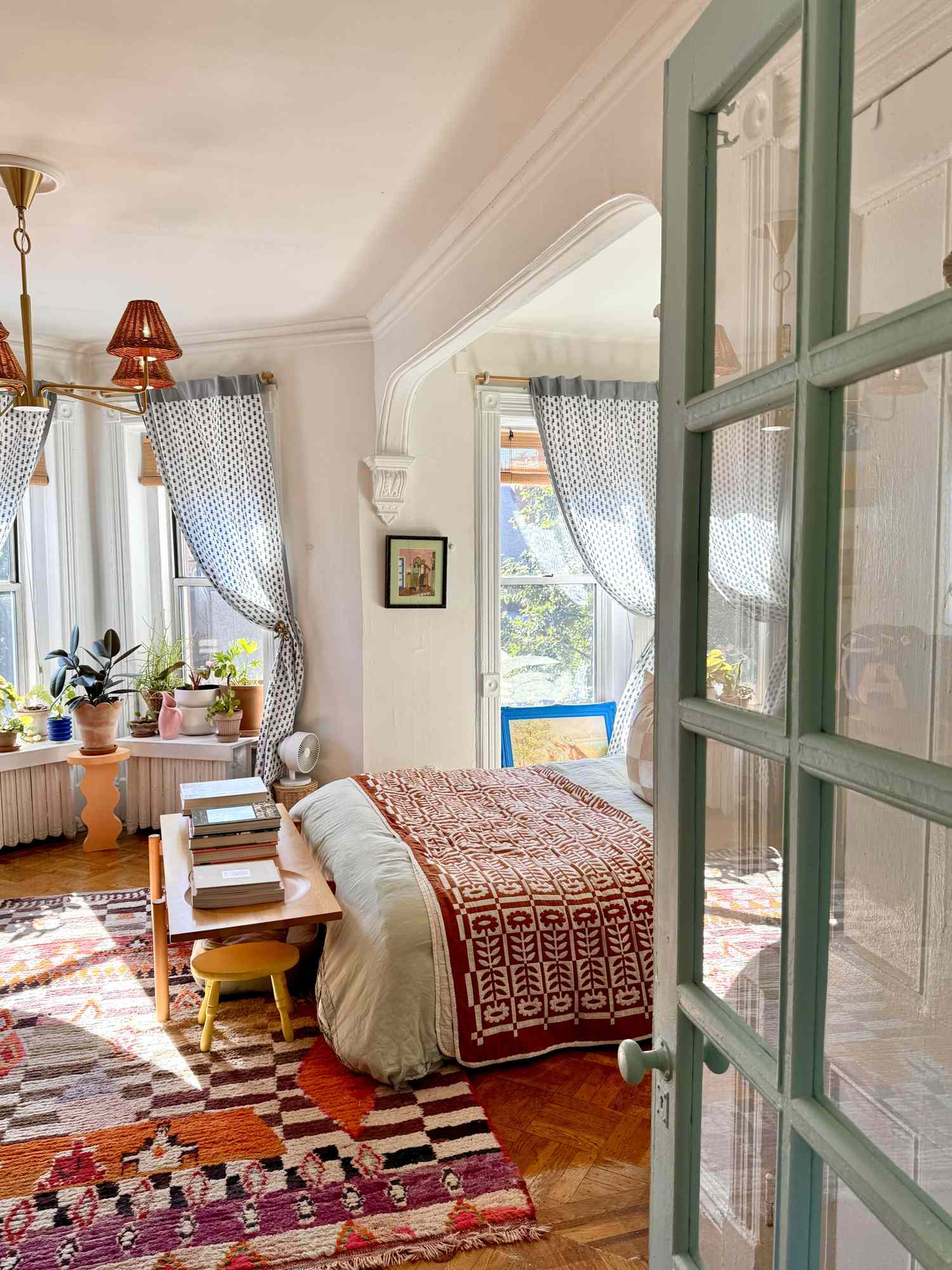 6 Bedroom Design Trends That Make Your Space Look Outdated, According to Designers
