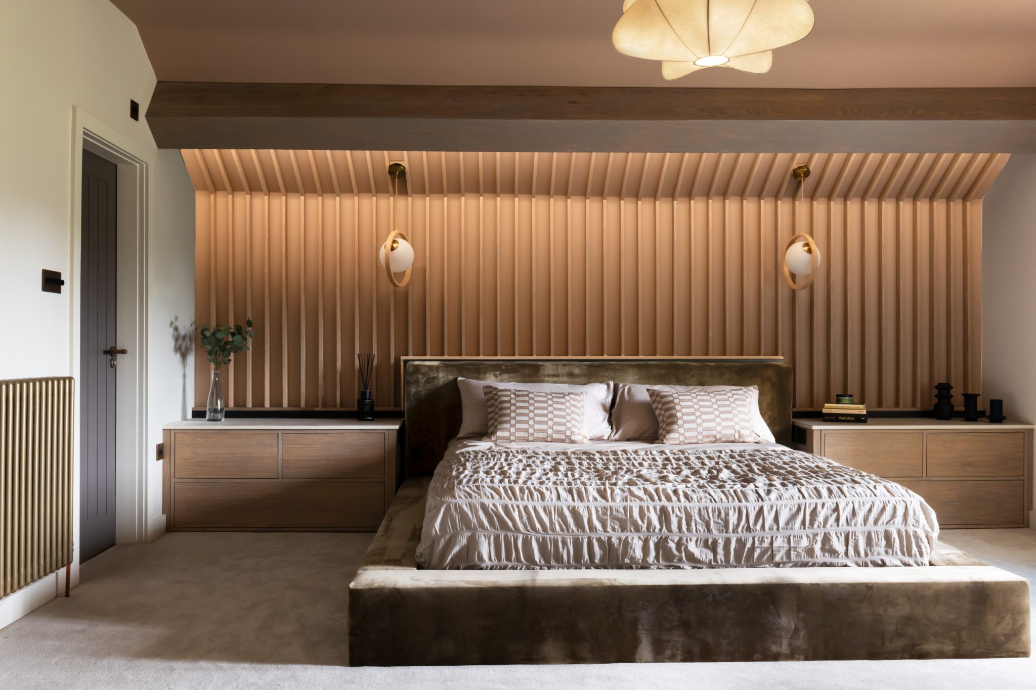 75 Beautiful Master Bedroom Ideas and Designs - June 2026 | Houzz UK