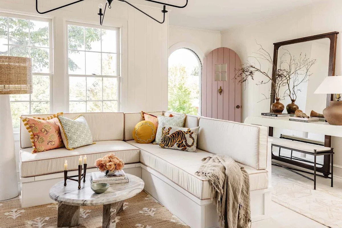 An 87-Year-Old “Dated Bachelor Pad” Got the Dreamiest Designer Makeover