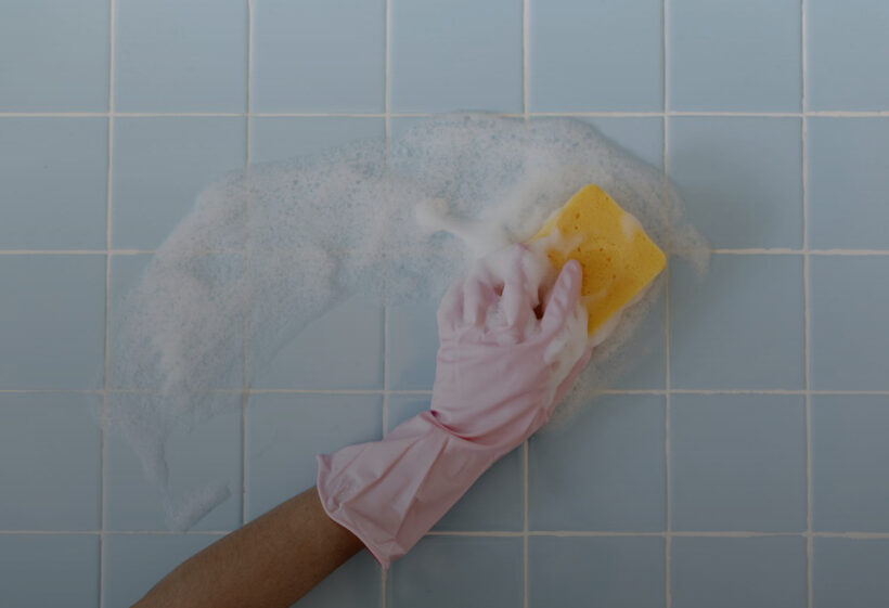 Cleaning Bathroom. Best Way to Clean Wall Tiles – AENO Blog