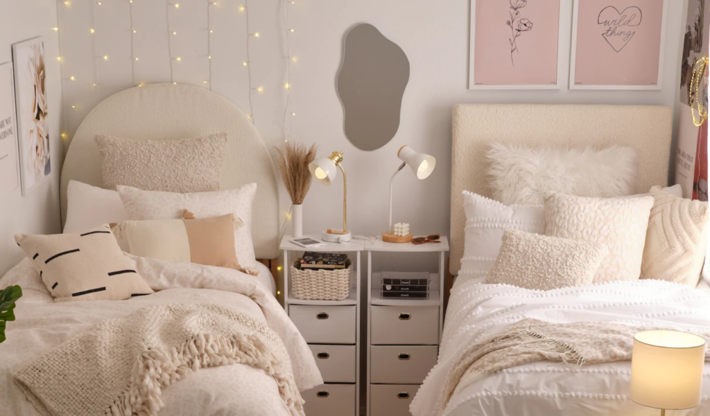 College Dorm Room Furnishings Shopping Guide [2024] - College Fashion