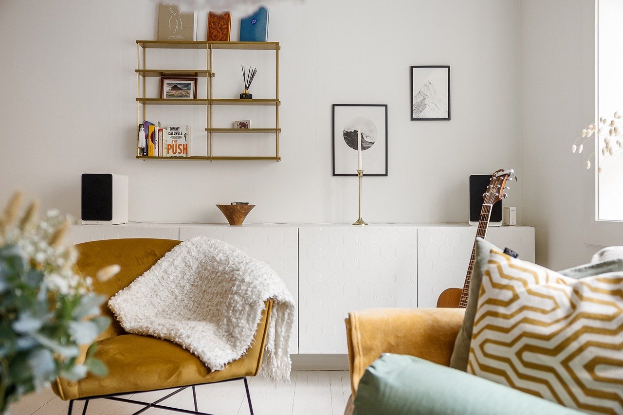 DIY Storage Ideas: Transform Your Apartment into an Organized Oasis – Uniplaces City Explorer