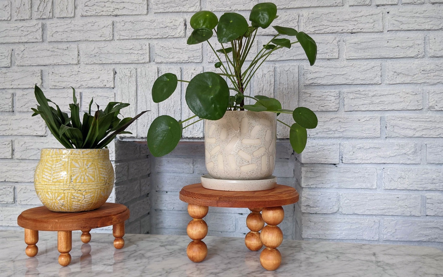 DIY Wooden Plant Stand | Avocado Green® Magazine