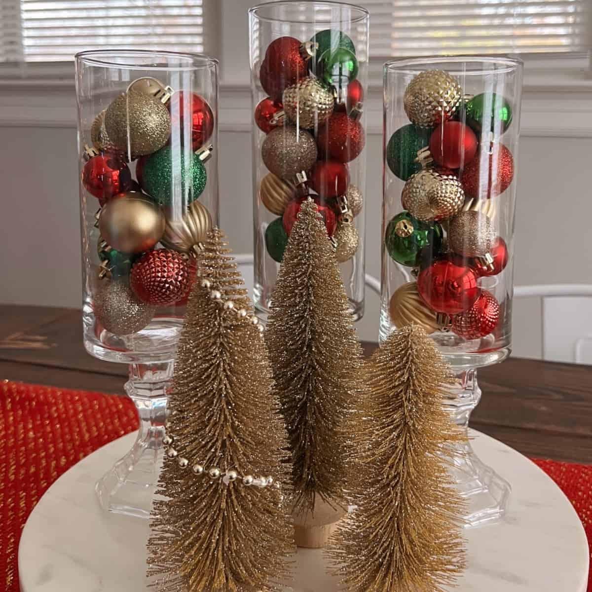Dollar Tree Christmas Centerpiece DIY - traditionallycozy.com