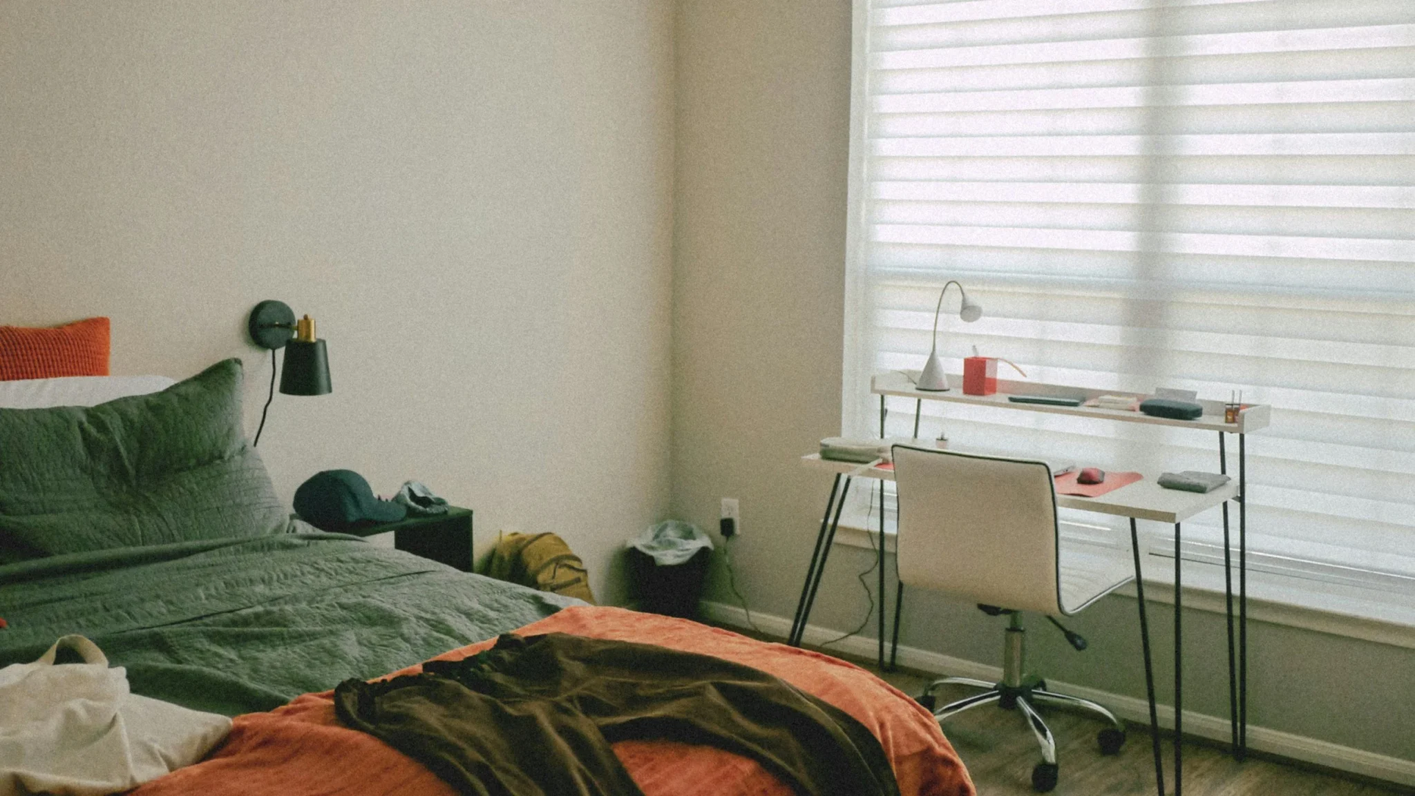 Dorm Room Decor Ideas and Essentials for College Guys — theCityMoms