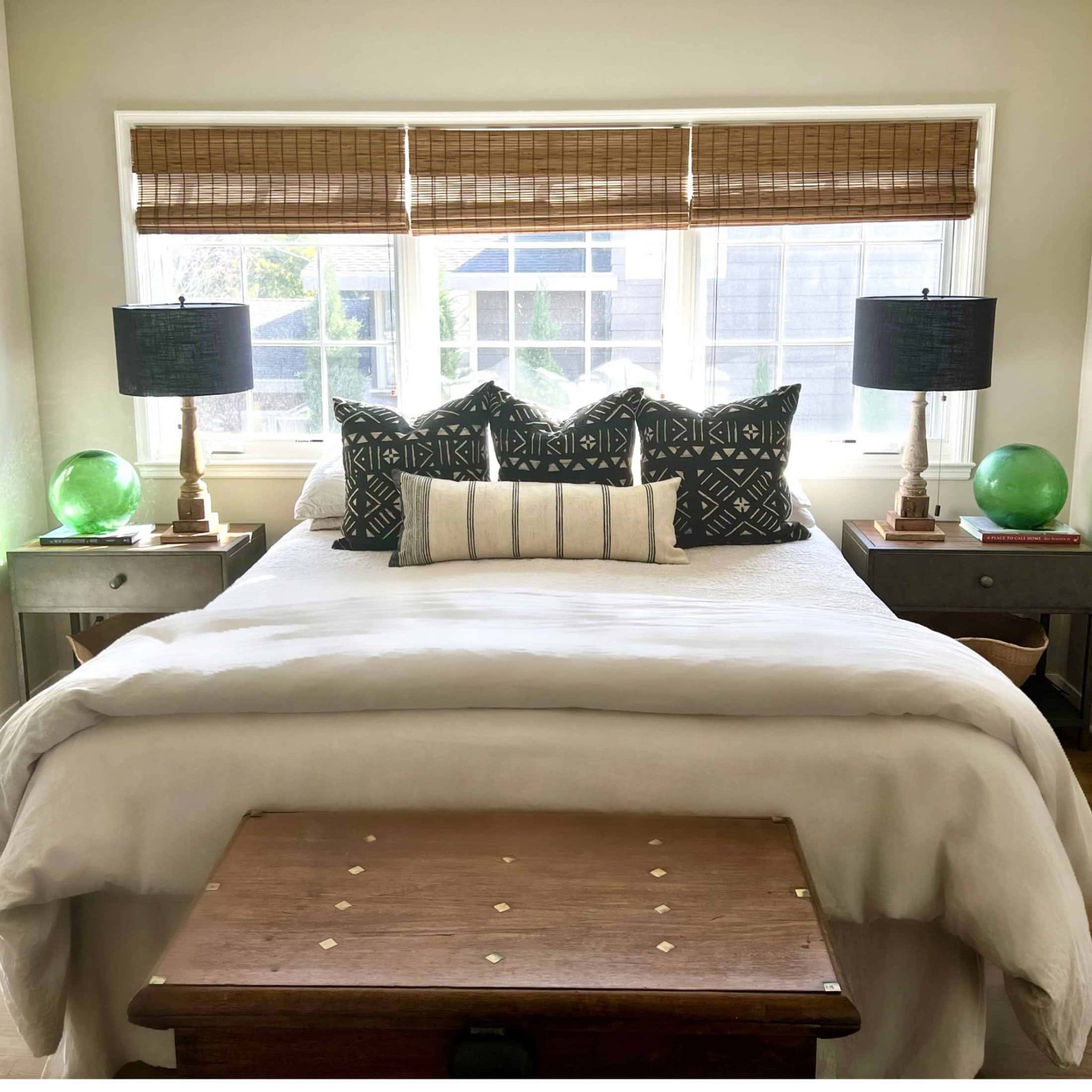 Five Simple Tips to Create the Illusion of Space in a Small Bedroom - Cindy Hattersley Design