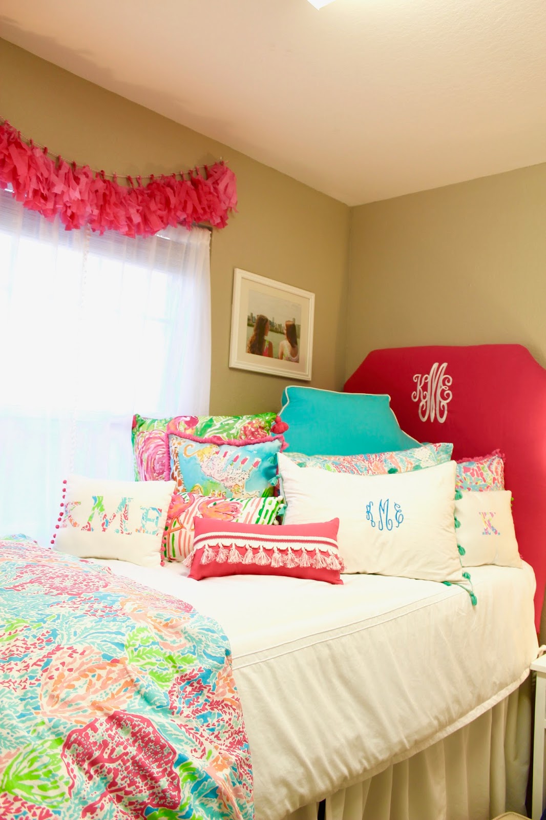 Freshman Year Dorm Room! | Let's Get Preppy