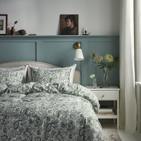 IKEA RODGERSIA duvet cover and pillowcase(s), green/white, King