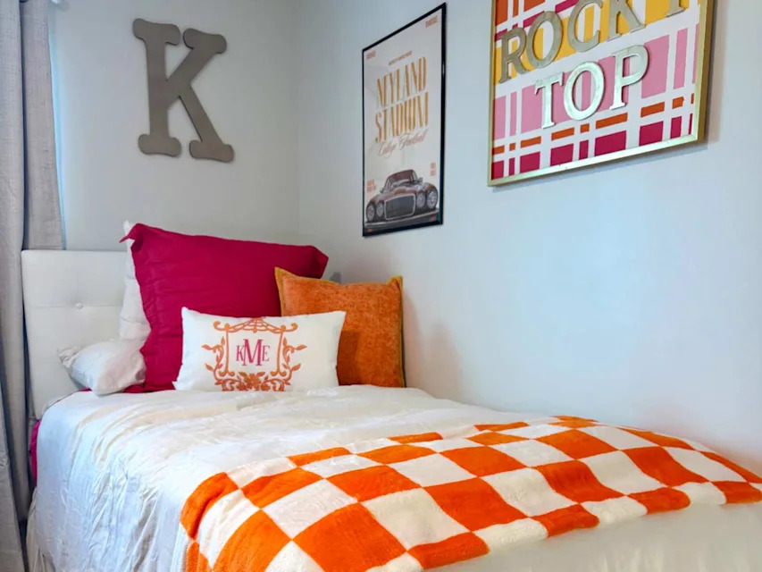 In This “Game-Day Glam” Dorm Room, Orange Is the Hero Color - AOL