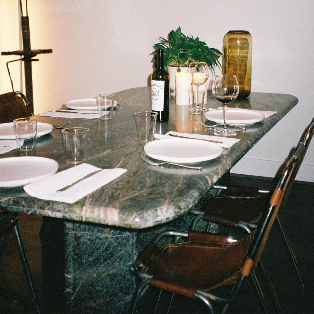 Maha Dining Table