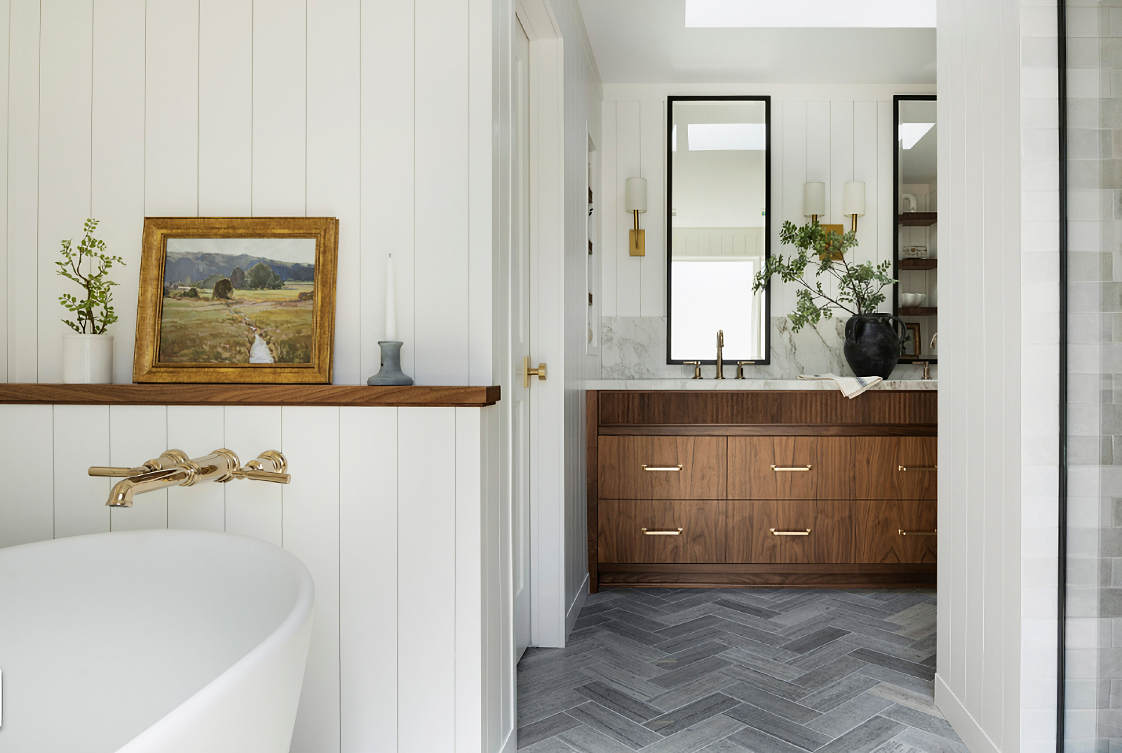 Modern Farmhouse Bathroom Design Inspires Serenity and Style