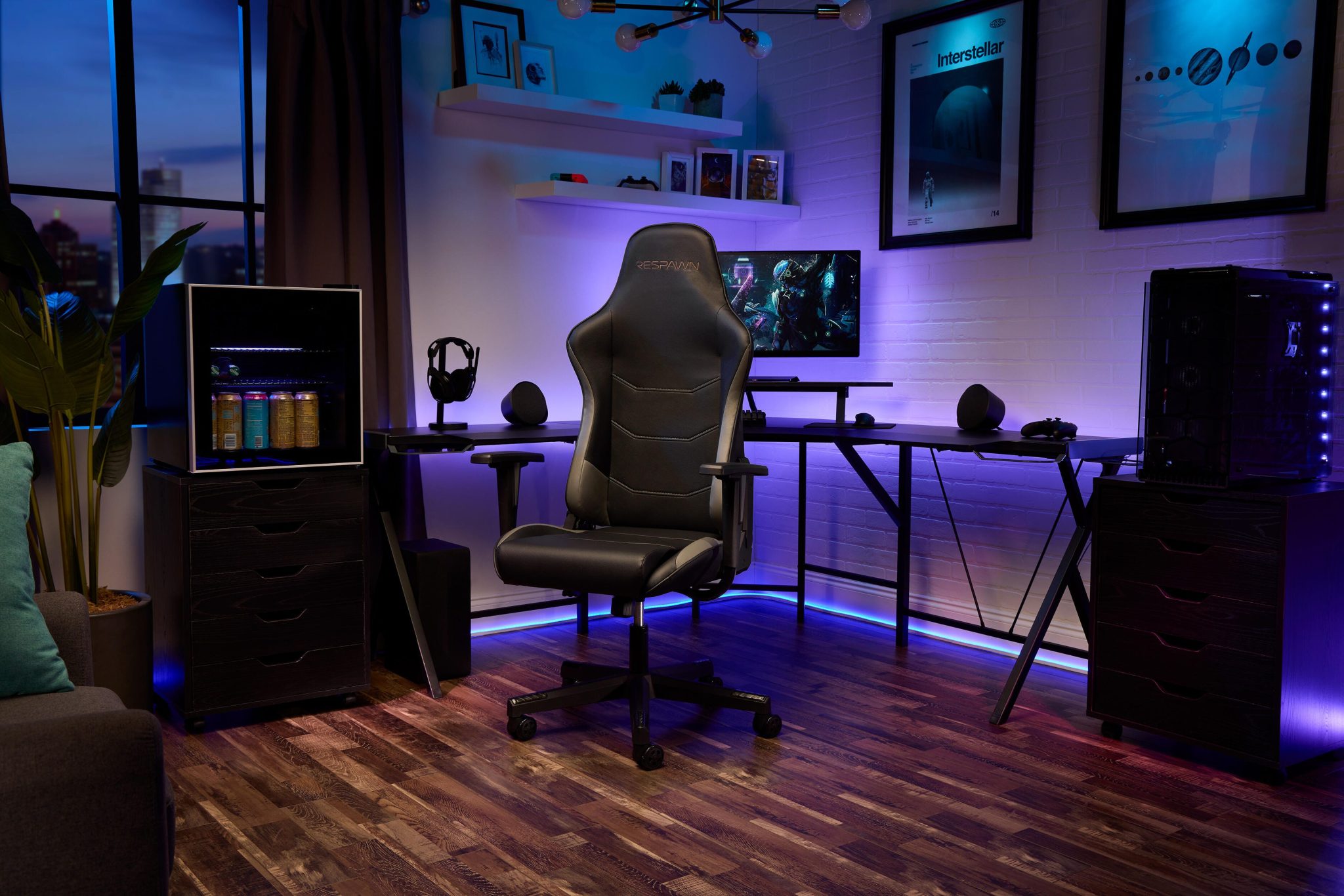 RESPAWN 110 Pro Gaming Chair with Footrest, Office Chair - Purple