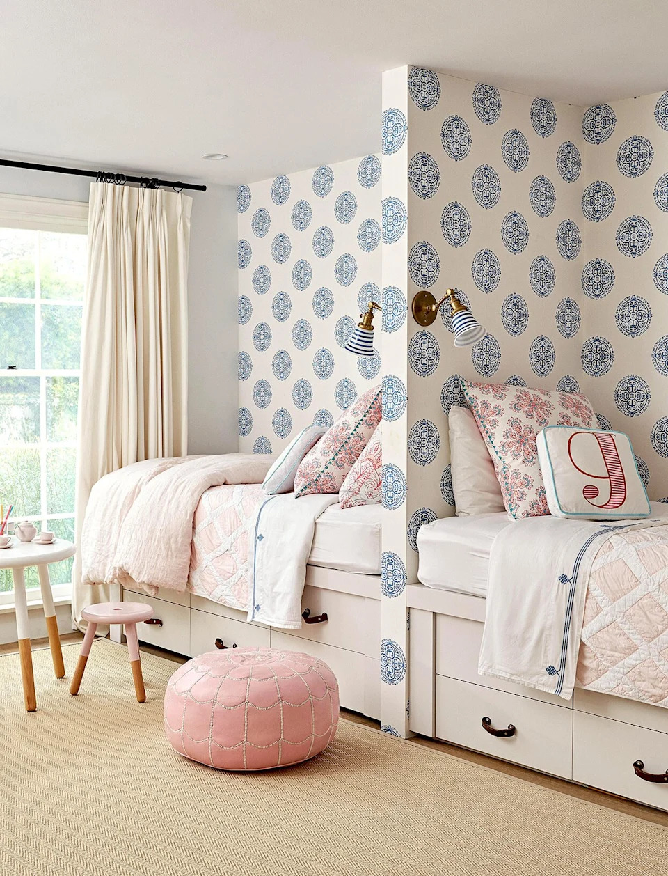 These Shared Bedroom Ideas for Small Rooms Double Up on Storage and Style