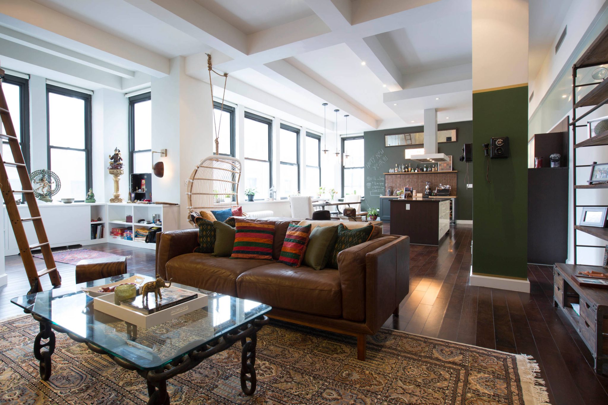 USA Houzz: Global Style for an NYC Bachelor Pad | Houzz AU