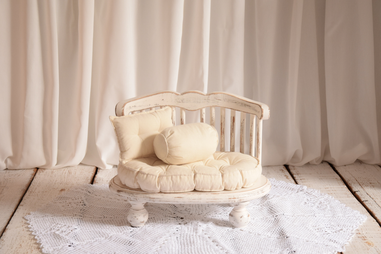 Vintage Wooden Baby Chair – ByLorencowa