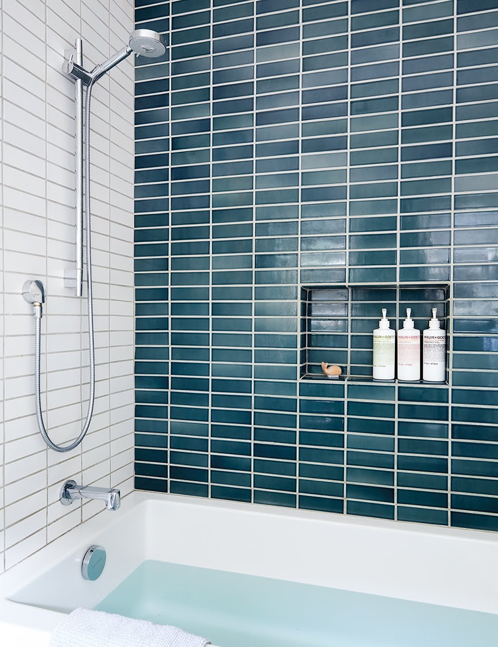 We Thought Marble Showers Would Trend In 2022, But This Bold Style Had Other Plans