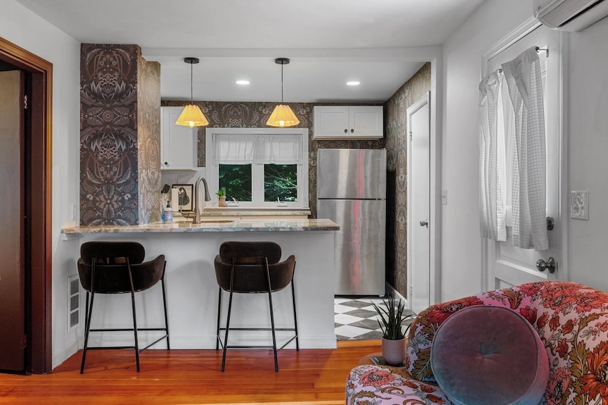 Witchy Hideaway Cottage; Close to Beaches, Salem & Train to Boston - Beverly | Vrbo