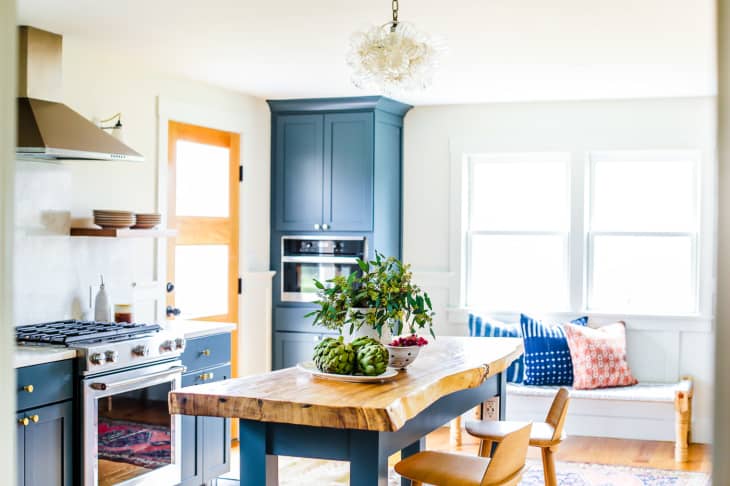 10 Corner Kitchen Cabinet Ideas - How to Maximize a Kitchen Corner | Apartment Therapy